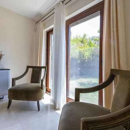 וילה 4+1 Villa Within Walking Distance To The Sea