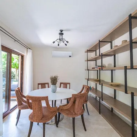 וילה 4+1 Villa Within Walking Distance To The Sea בודרום